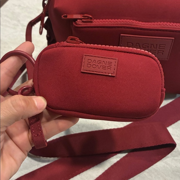 Dagne Dover Red Crossbody Bag Set - Picture 4 of 8